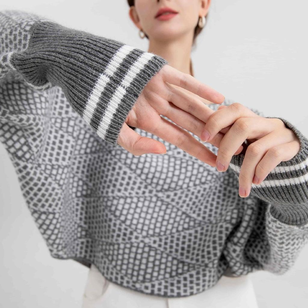 One-neck Wool Sweater, Long-sleeved Checked Knitted Sweater, Pullover, Off-the-shoulder Women's Outerwear