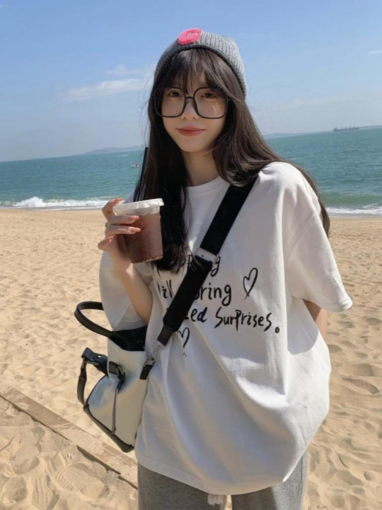 Women's Plus Size Short Sleeve Print T-Shirt - Slimming, Loose Fit, Age-Reducing Summer Top in White.