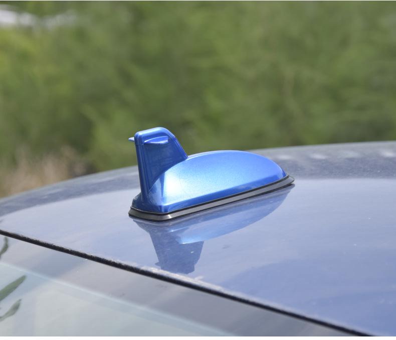 Universal Shark Fin Car Antenna with Enhanced Signal Reception and Decorative Design