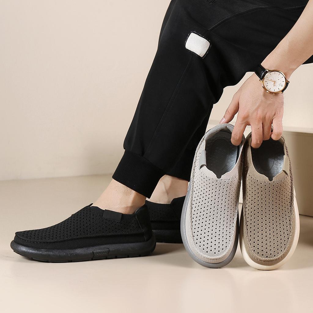 New Lightweight Men's Casual Sports Sneakers - One-piece Lazy Shoes