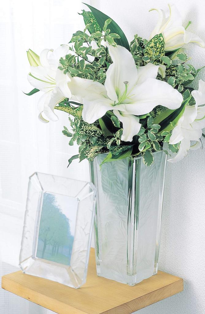 Toyo Sasaki Glass Flower Vase, Large, Garden Design, Approx. 13.5 X 29.9 X 13.5 Cm, Made In Japan, P-26417-1-JAN, Clear