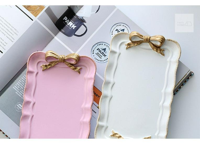 Bow-Shaped Creative Resin Jewelry and Dessert Tray