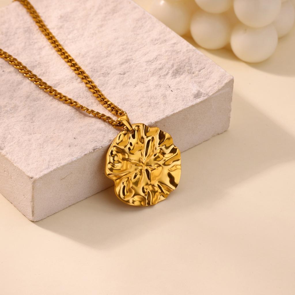 Stainless Steel Geometric Pleated Necklace For Women Gold Plated Irregular Pendant Necklace Wedding Waterproof Jewelry Gift