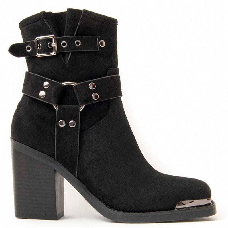 Women's Heeled Ankle Boot.  Montevita Town 96620