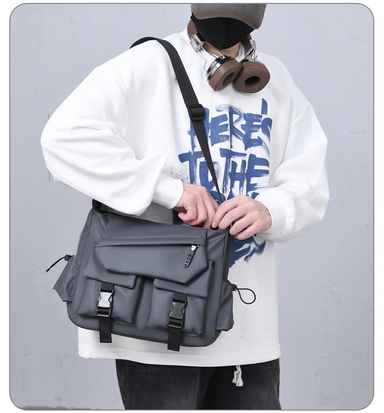 Trendige vielseitige Herren-Umhängetasche: Lederstruktur, Workwear-Stil, Großes Fassungsvermögen