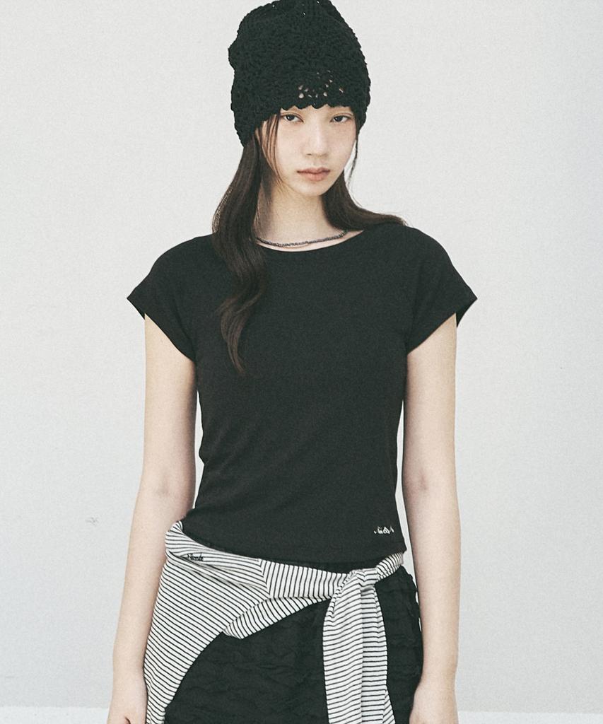Nigaennikol Soft Raglan Top_Black