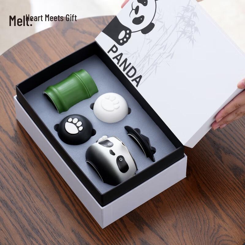 

Chinese Ceramic Tea Sets & Portable Kits