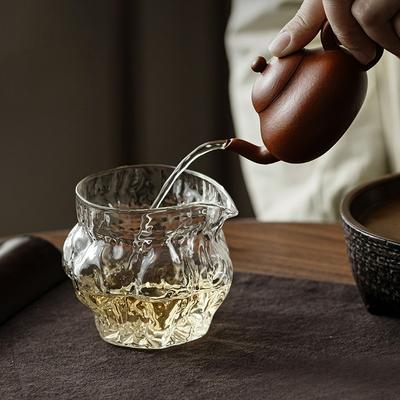 Tasse de partage en verre style japonais Résistante à la chaleur Chahai Kung Fu Tasse à thé transparente épaissie créative Accessoires pour théière 280ML