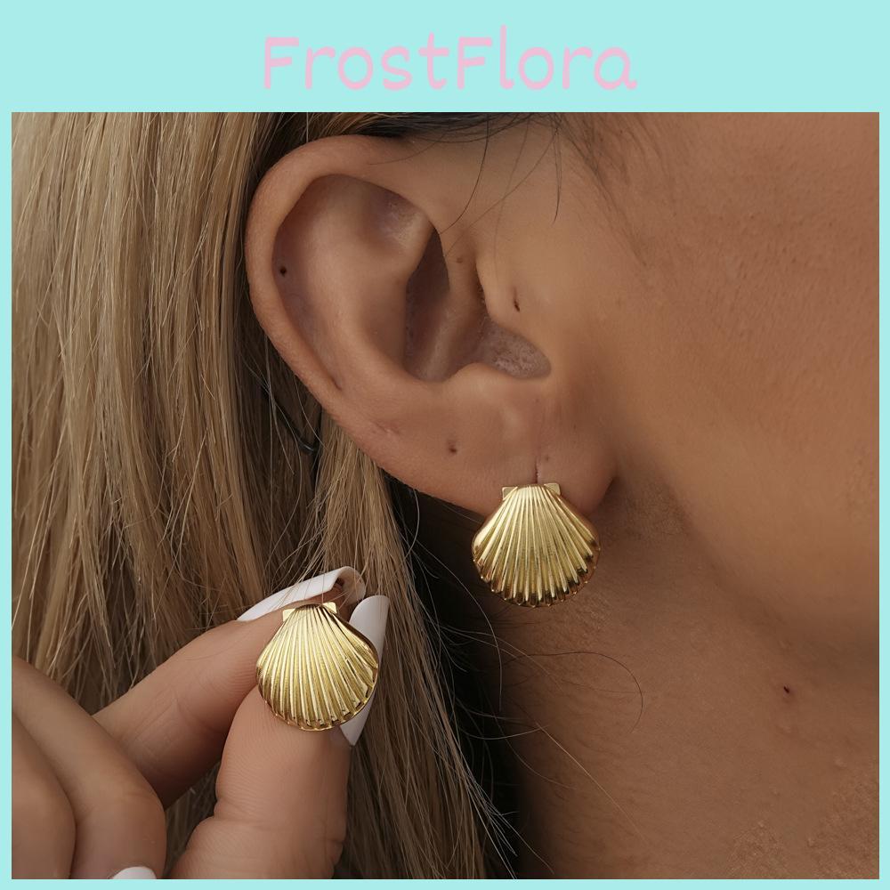 2023 Trendy Gold Geometric Shell Earrings Chic Alloy Electroplated Design