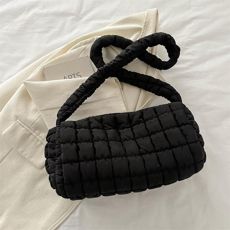 Fashionable Casual Crossbody Small Bag 2023 Winter New Simple Stylish Underarm Bag Street Trend Oxford Cloth Tote Bag