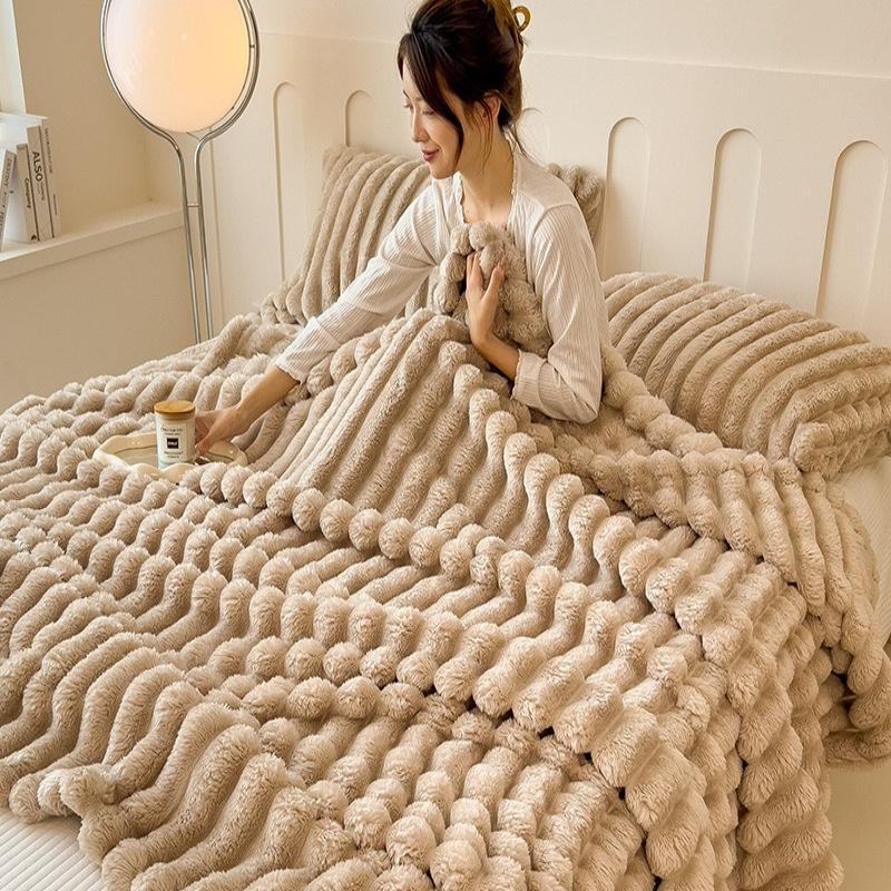 Thick Rabbit Fleece Blanket Cozy Air Conditioning Small Blanket Perfect Gift for Home Office