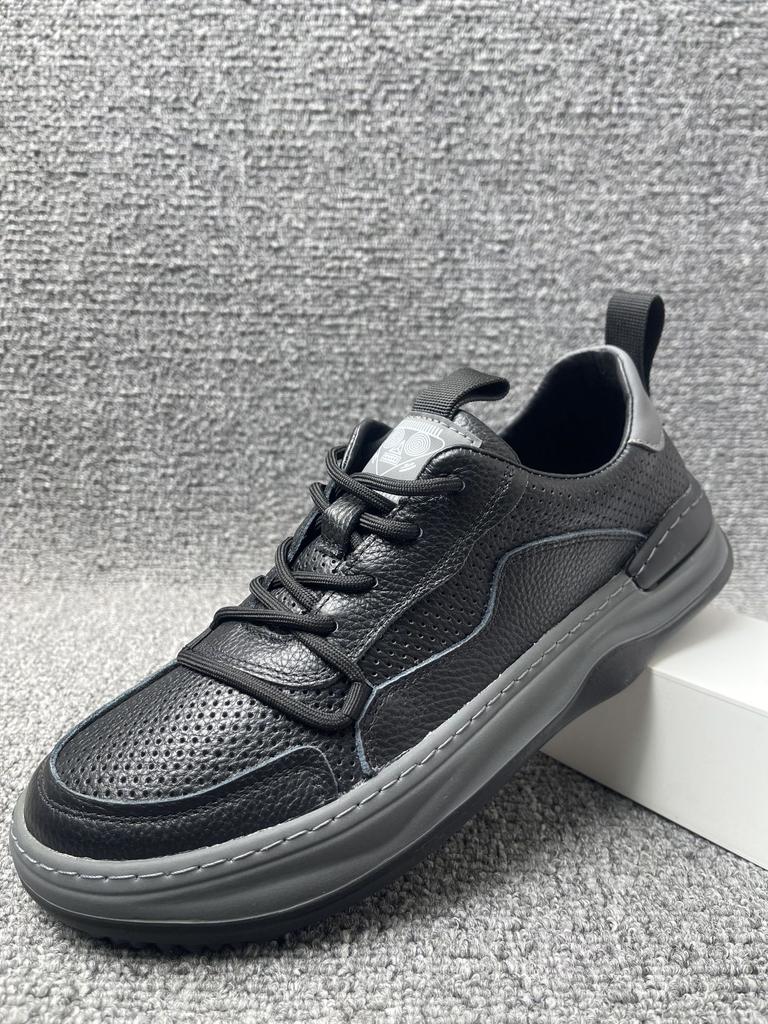 Fashion Men Casual Shoes New Designer Shoes Fashion Comfortable Breathable Running Shoes Light Sport Wear-resistant Zapatillas Hombre