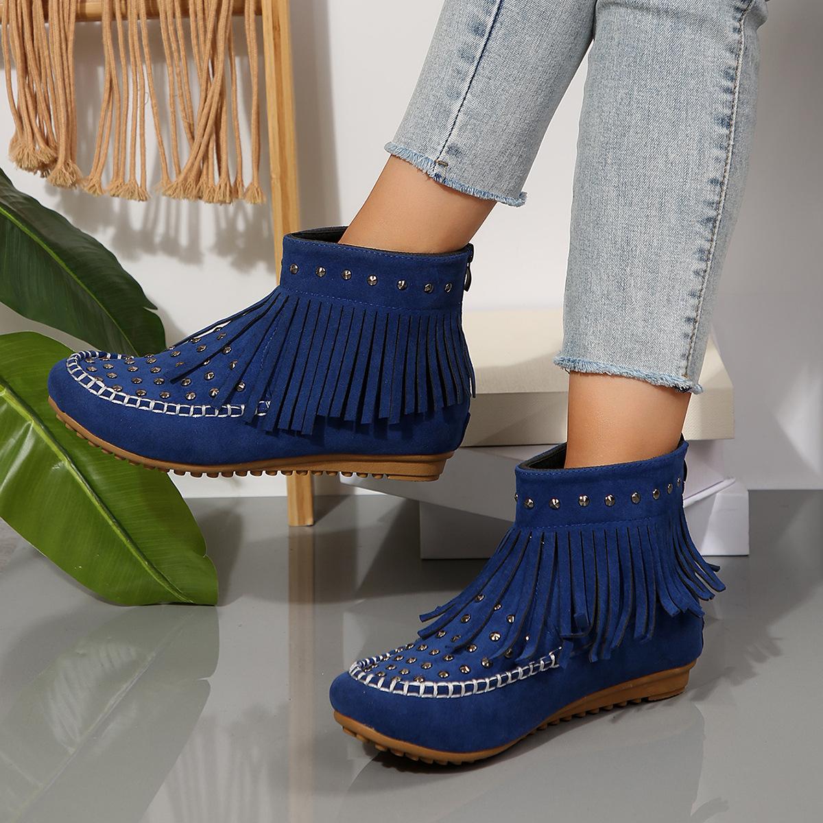 

2025 импортные женские ботинки короткие ботинки 2024 осень и зима новые заклепки европейские и американские трансграничные большие размеры с плоским дном и бахромой 35 синий