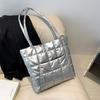 High Quality Winter Large Capacity Tote Fashion Feather Padded Handbag Women Underarm Bag Quilted Solid Color Shoulder Bag Quality