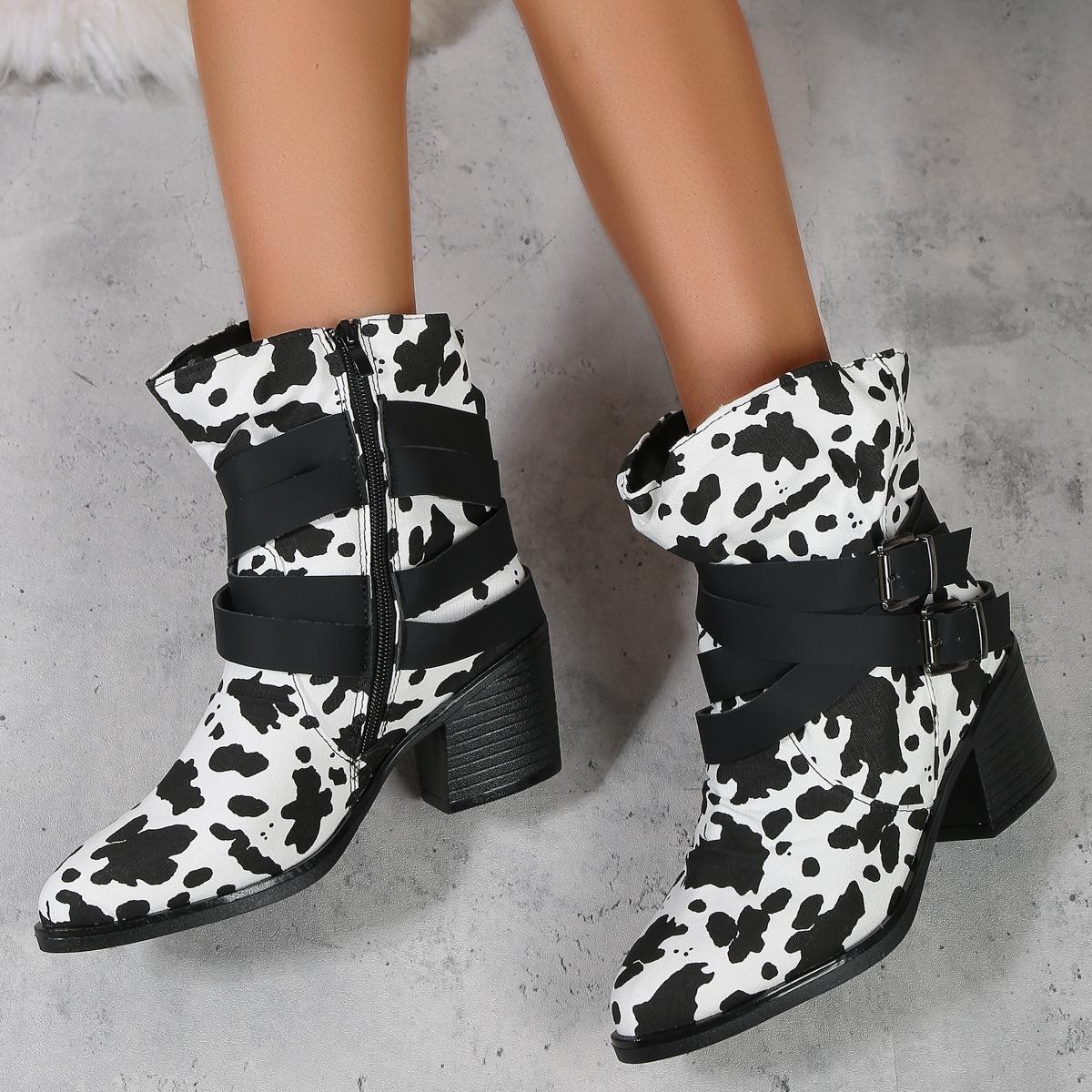 

Европейские и американские короткие сапоги 2024 года, осень и зима, новые короткие сапоги с острым носком, пряжкой на среднем каблуке, боковой молнией для женщин 42