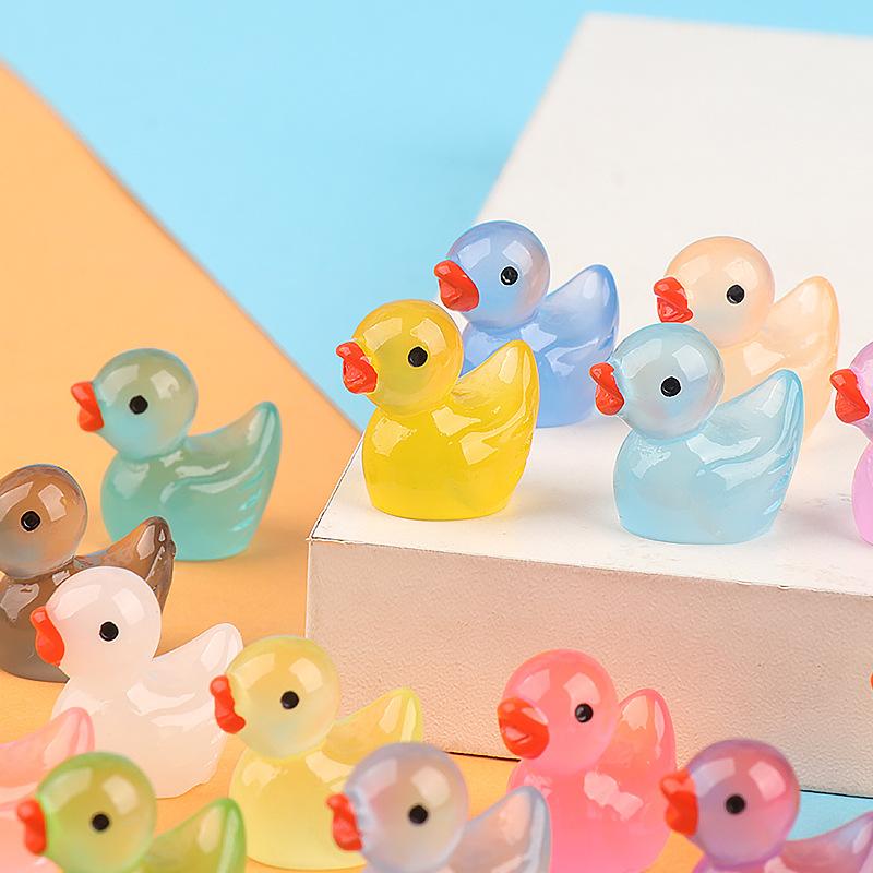 10Pcs Glow-in-the-Dark Resin Duck Set - Durable and Cute Car Dashboard Decor Ornament Anime Accessories DIY Gift Girl Boy