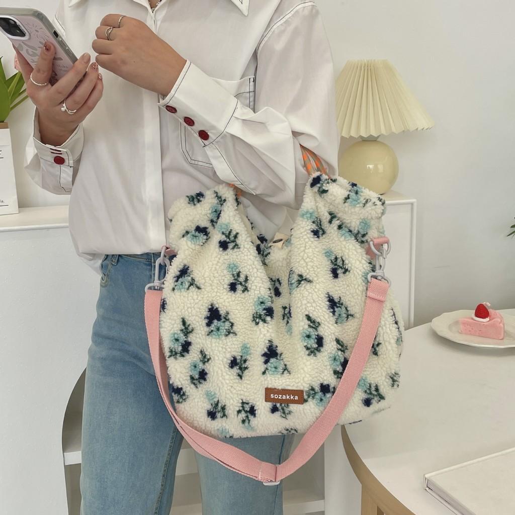 Stylish Soft Floral Tote Bag For Women Perfect For Daily Use In Autumn And Winter Seasons