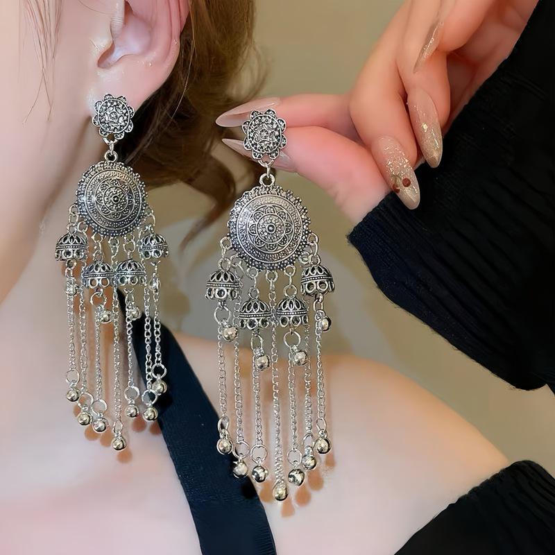 Elegant Tassel Long Earrings: European & American Fashion, High-End Prom & Evening Goddess Style.