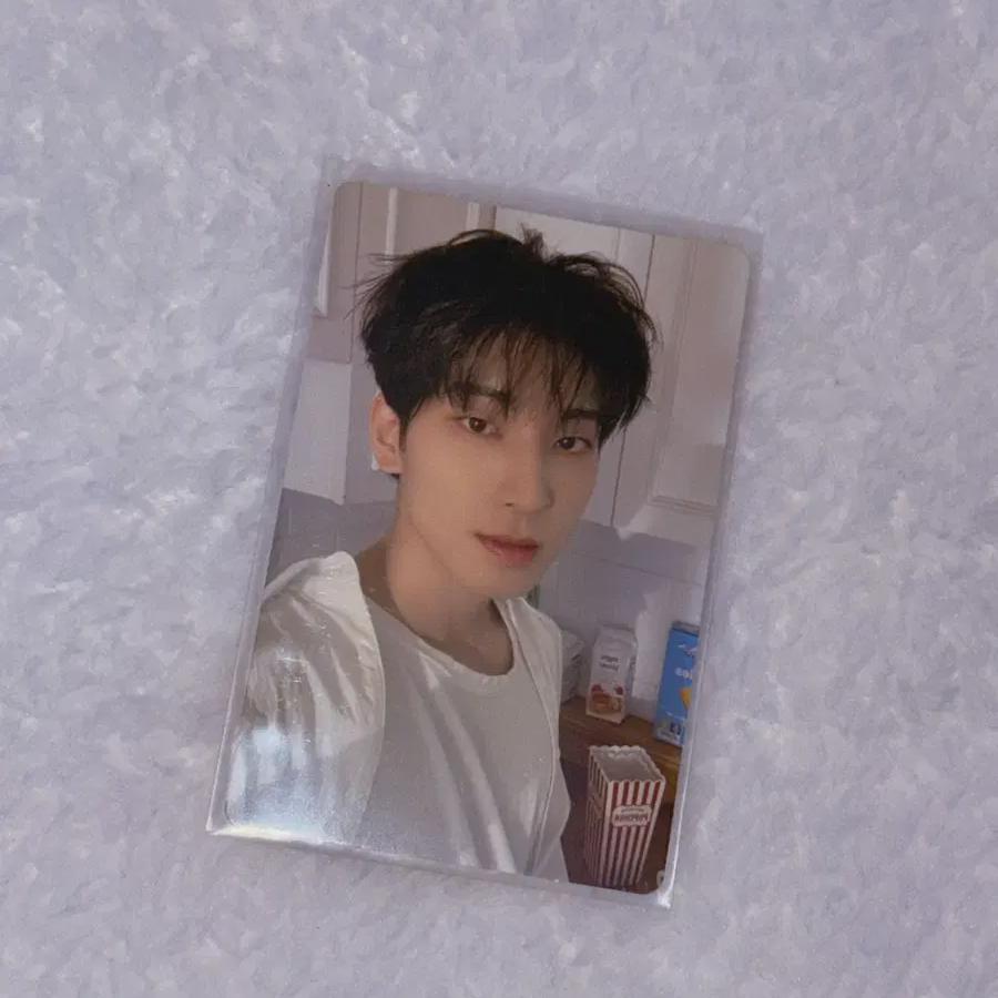 

Seventeen Ataka Wonwoo Photo Card