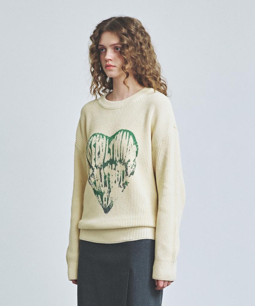 KNITTED Vintage Heart Round Knit Oatmeal
