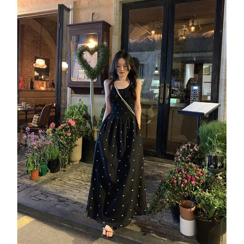 

Черное платье на подтяжках в горошек, женское летнее новое, стиль горячей девушки, сексуальное, чистое желание, ретро, с акцентом на талии, длинное 2XL