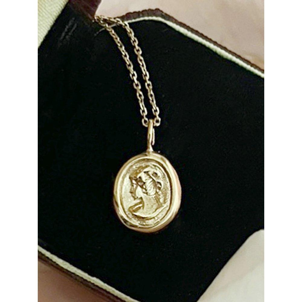 Silhouette Vintage Cameo Halskette