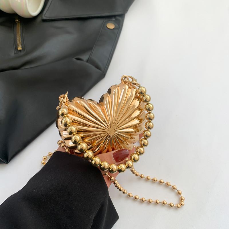 Elegant Gold Mini Crossbody Bag Stylish Heart Shaped Design For Night Out Accessories золотой