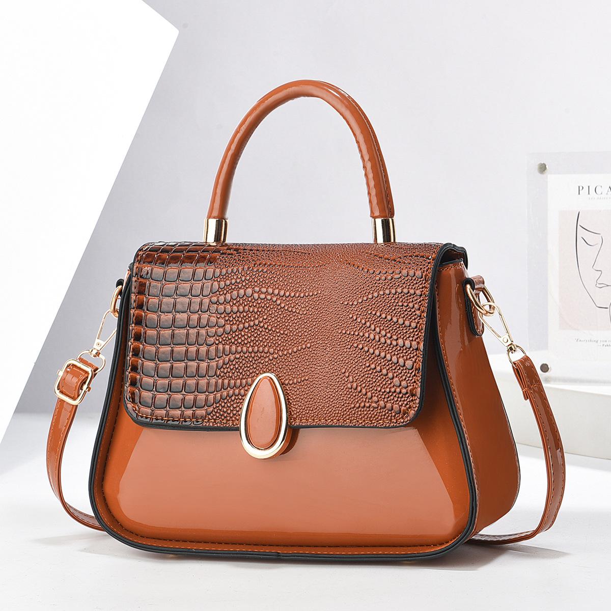 Yiran Furniture Modieuze Kleine Tas van Glanzend Leer met Lange Krokodillenpatroon Textuur, Kleine Handtas voor over de Schouder . brown