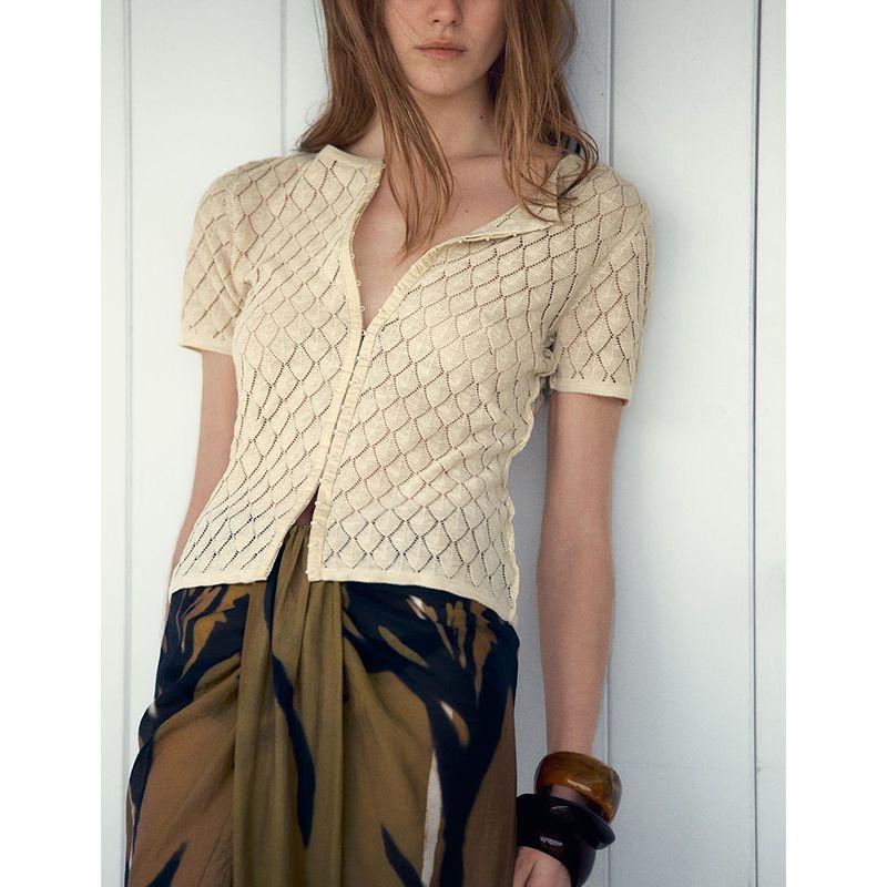 Summer Women's Clothing Fashion Style Metal Hook Ornament Texture round Neck Short Sleeve Simple Knitting Outwear 4192044