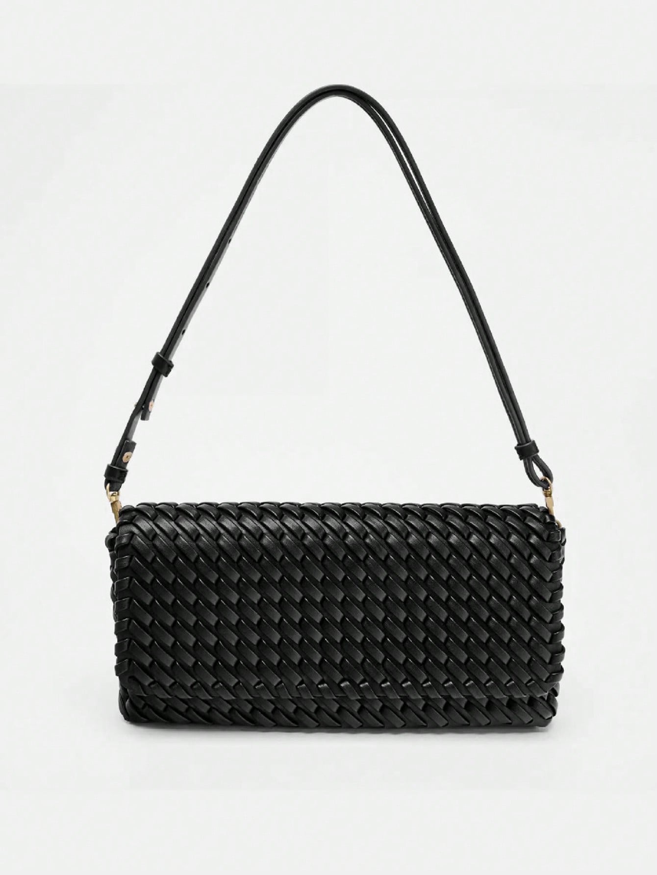 

Woven bags exude a sense of sophisticati. Single-shoulder crossbody bags and flip bags are simple and versatile M чорний