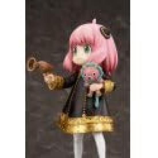 Furyu SPYxFAMILY Anya Forger Scale Figure 1/7 FNEX