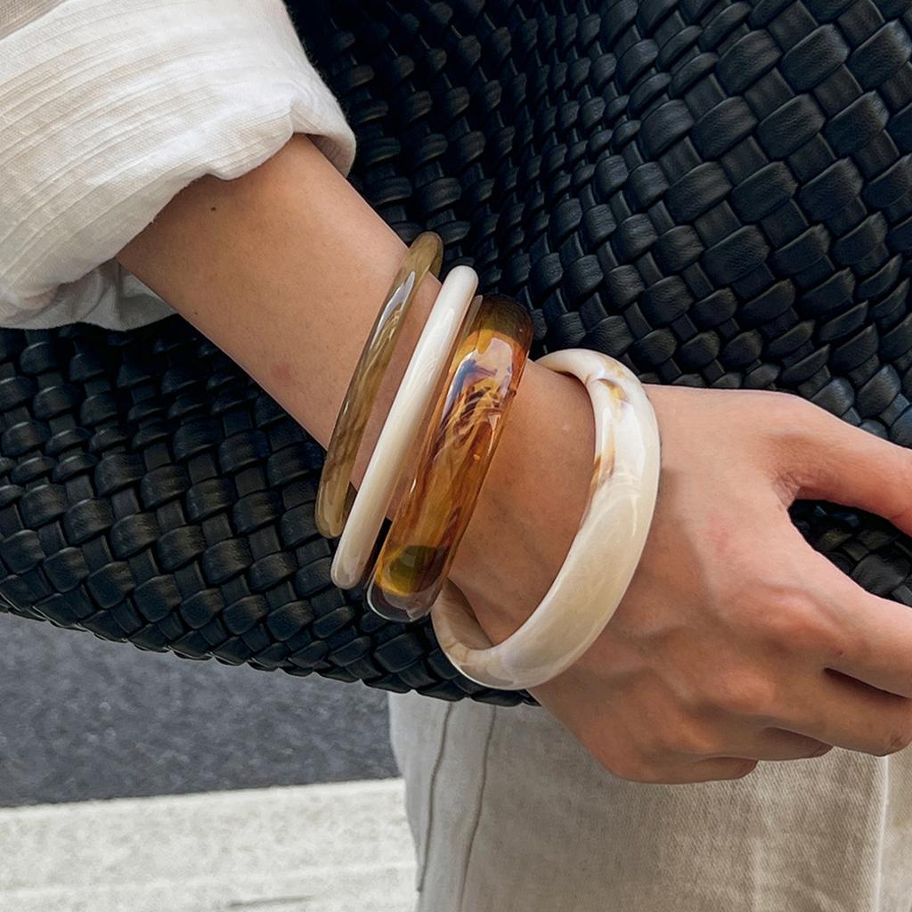 Fashion Style Smudged Marble Pattern Acrylic Bracelet, Retro Amber Resin Bracelet For Women