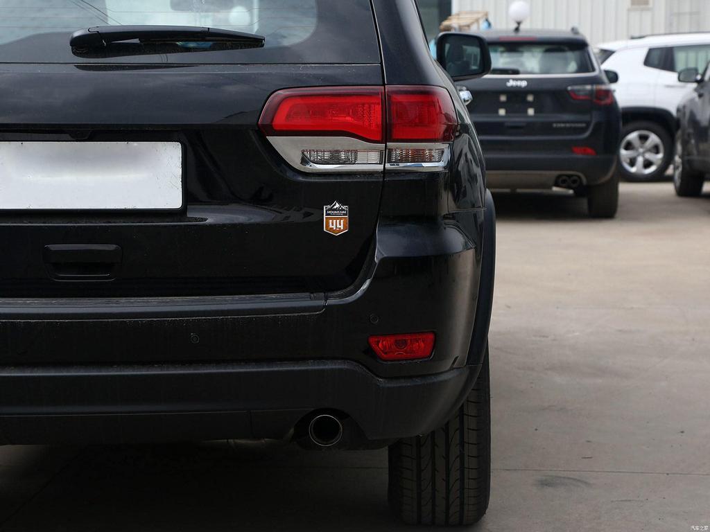 4x4 Mountain Cross Country Metal Car Sticker, Off Road Racing Decal, Chrome Emblem Badge for Off-Road Vehicle