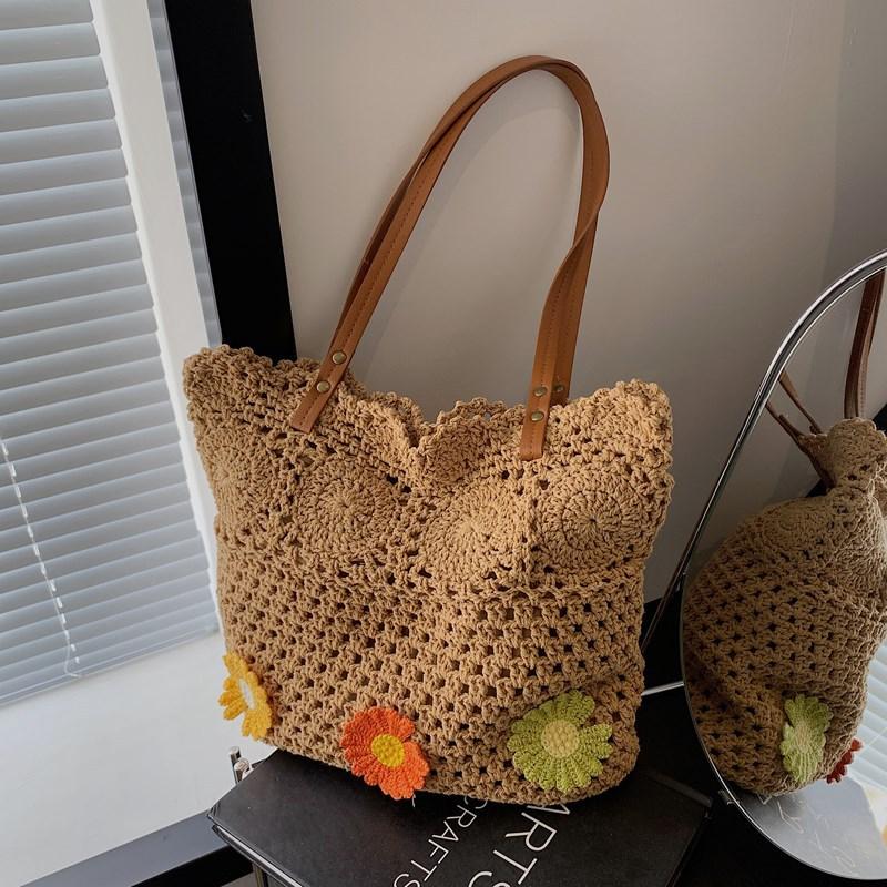 Woven Hollow Bag Women's New Spring and Summer Large-capacity Versatile Seaside Vacation Beach Bag Tote Bag