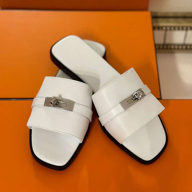 Real Soft Leather Silver Buckle Slippers Women's 2025 Summer New French Lock Flat Bottom Cool Slippers Wear Half Slippers Women