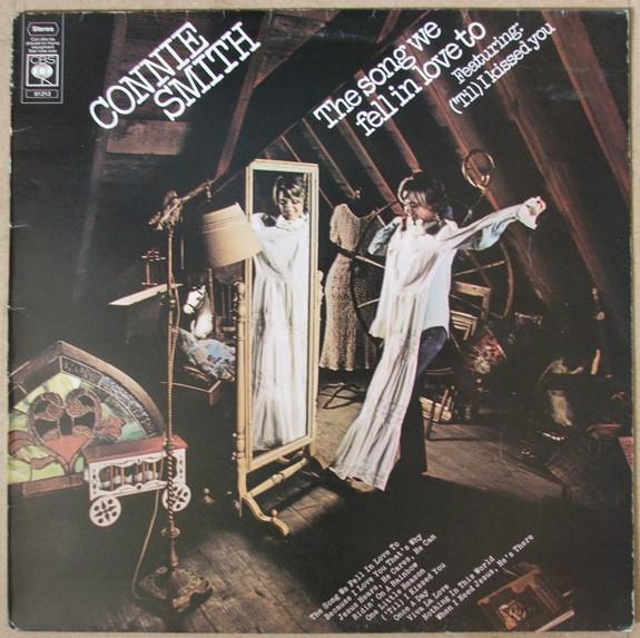 

LP Record CONNIE SMITH - The Song We Fell In Love To 81212 CBS 1976 UK Folk Used