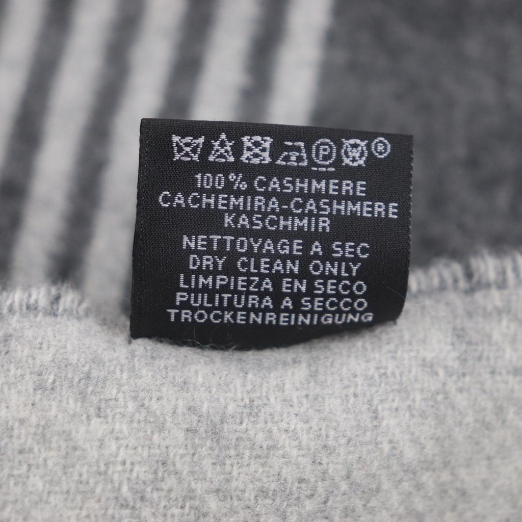 Excellent HERMES Scarf Sangre a Bookle With fringe gray cashmere mens Used