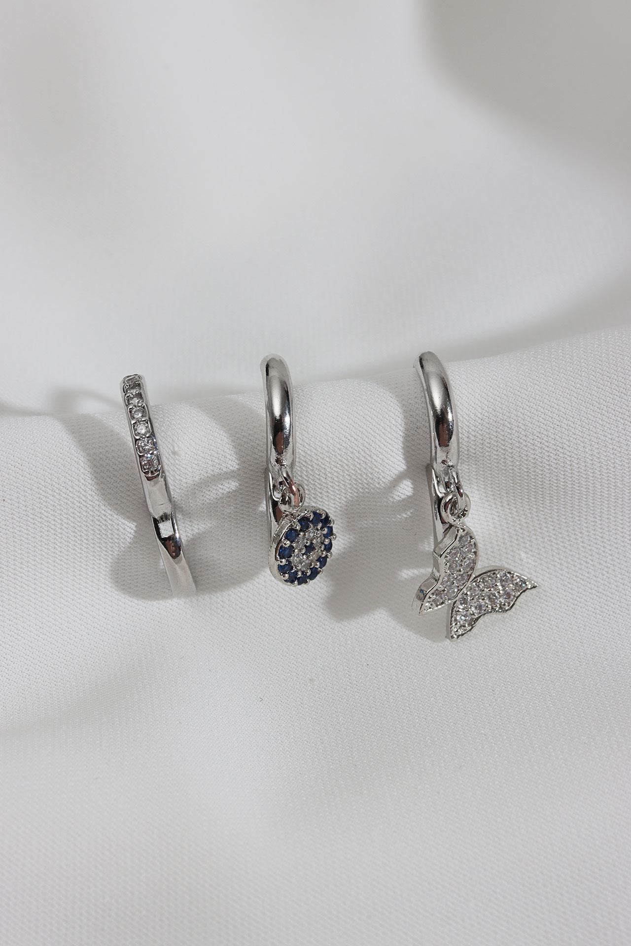 

Серьги из трех частей серебряного цвета с фигурками бабочек