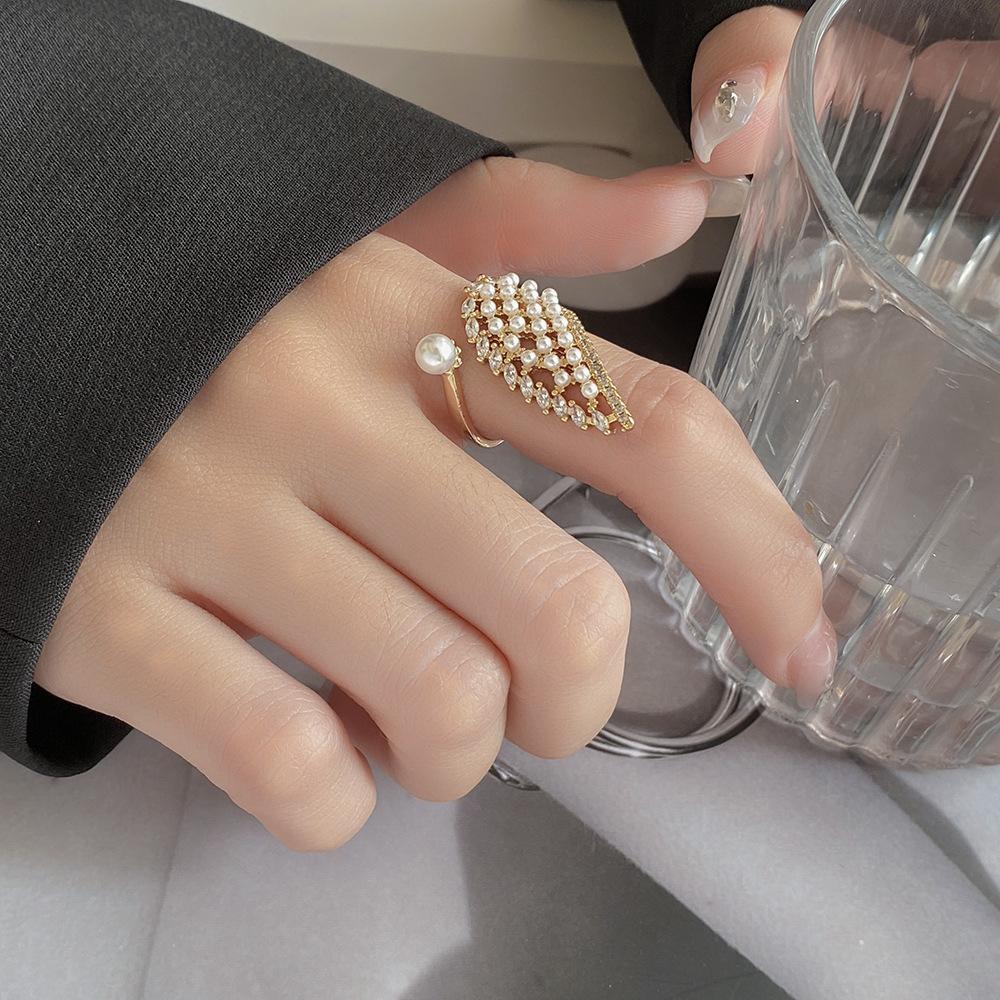 Korean Version of High-end Pearl Ring, Female Niche Design, Personalized and Versatile, Adjustable Ring