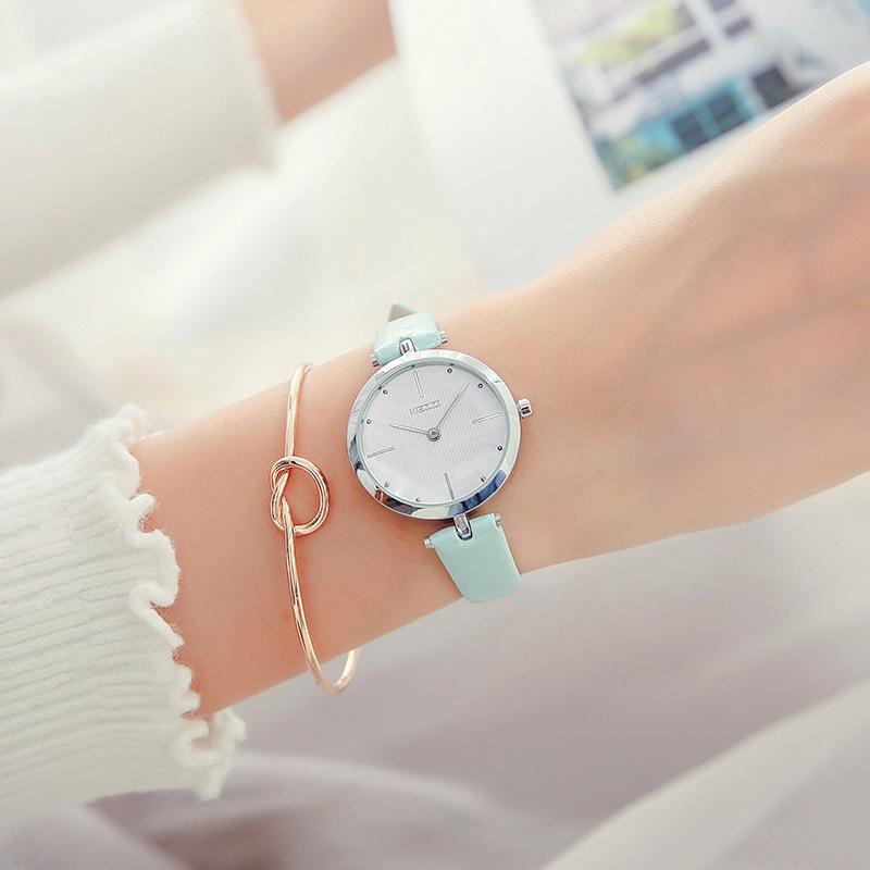 Fashionable Women's Quartz Watch, Elegant Diamond-set Scale, Simple Small Dial Belt Watch