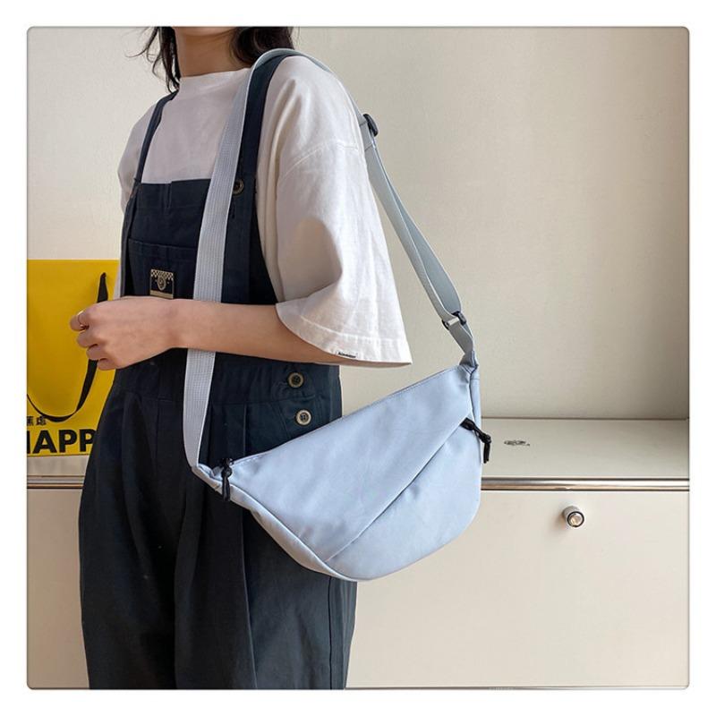 Fashion Underarm Bag Viral Shoulder Bag Women Minimalist Chic Crossbody Bag Versatile Instagram Bag