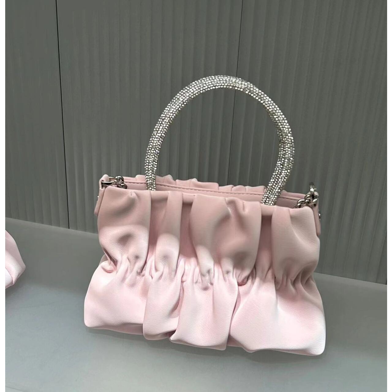 Small Fresh Pink Handbag Crossbody Bag Female Summer New Fashionable Hundred Folded Clouds Chain Bag Fashion Ladies Bag 1298₽