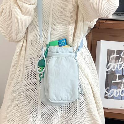 Spring and Summer New Products Are Fashionable, Lightweight, Sports Style, Simple Kettle Bags, Men's and Women's Same Travel Versatile Commuter Messen
