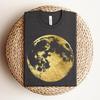 Goldenes Mondhemd, Mondgrafik-T-Shirt, Himmlisches Mondhemd, Geschenk für Mondliebhaber, Mystisches Mond-T-Shirt