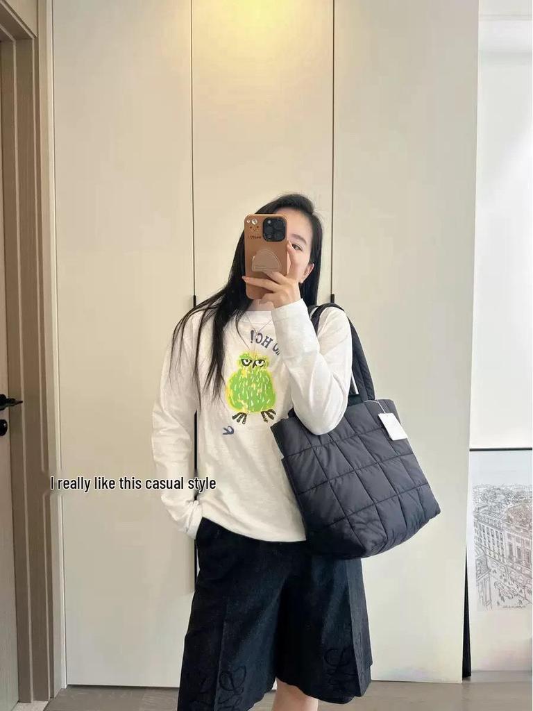 2025 A/W Tote Puffer Grande Matelassê Diamante 12L: Bolsa de Mão de Ombro Único