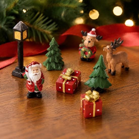 Christmas Home Decor Souvenirs 3 Pcs Miniature Figurines, Mini Resin Santa Tree Elk Gift Figurines for Village Box Figures Micro Landscape,