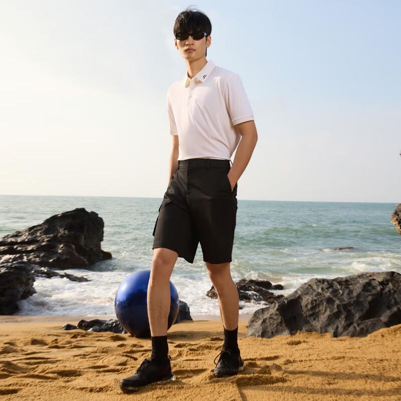 J.Lindeberg Men's Loose Fit Cargo Shorts