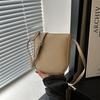 Vintage Style Small Bucket Bag For Women With Chic Design And Premium Pu Material