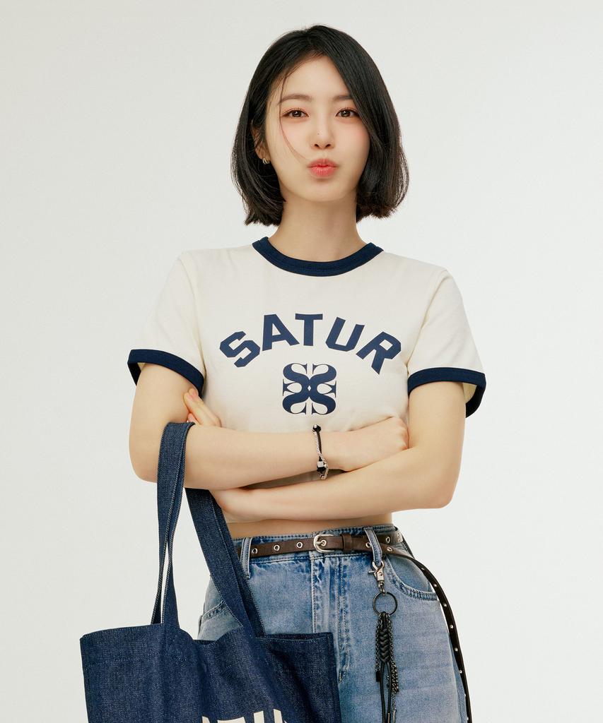 Seteo (W) Arch Logo Ringer Short Sleeve T-Shirt Cream