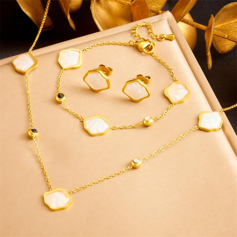 gold shell jewelry set necklace bracelet earrings for women белый
